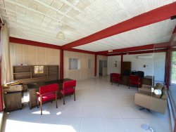 Sala comercial para locação no bairro Lomba Grande  