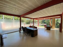 Sala comercial para locação no bairro Lomba Grande  
