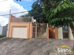 Casa com 04 dormitórios no bairro Guarani 