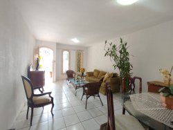 Casa com 04 dormitórios no bairro Guarani 