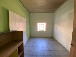 Casa com 03 dormitórios no bairro Rio Branco  