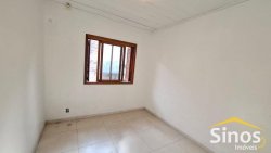 Casa de esquina com 03 dormitórios para locação no bairro Santo Afonso 