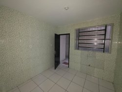 Apartamento térreo com 02 dormitórios no Edifício Cisne 