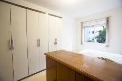 Apartamento com 02 dormitórios no Residencial Altos do Pinheiro I  