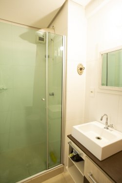 Apartamento com 02 dormitórios no Residencial Altos do Pinheiro I  