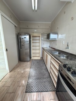 Apartamento de 02 dormitórios no Residencial Vinte e Quatro de Maio 
