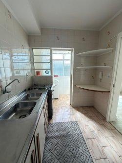 Apartamento de 02 dormitórios no Residencial Vinte e Quatro de Maio 