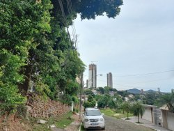Terreno com 429m² no bairro Jardim Mauá  