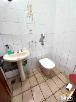 Casa com 03 dormitórios no bairro Jardim Mauá  