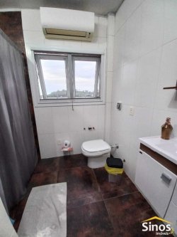 Casa com 03 dormitórios no bairro Jardim Mauá  