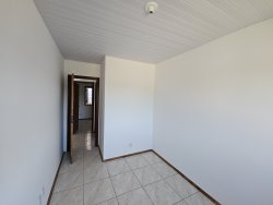 Casa com 02 dormitórios no Bairro Vargas  