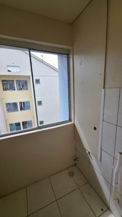 Apartamento com 02 dormitórios no Residencial Villa Germânica 