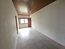 Casas com 02 dormitórios no bairro Liberdade 