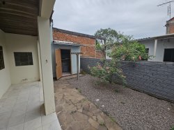 Casas com 02 dormitórios no bairro Liberdade 