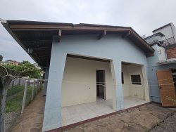 Casas com 02 dormitórios no bairro Liberdade 