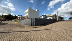 Terreno de esquina com 231m² no Condomínio Mirante do Vale 