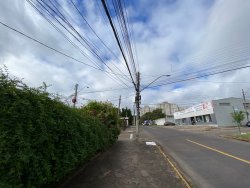 Casa comercial no bairro Jardim Mauá 
