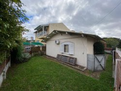 Casa comercial no bairro Jardim Mauá 