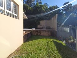 Sobrado com 04 dormitórios, 01 suíte no bairro Canudos 