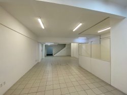 Sala comercial para locação no bairro Rio Branco 