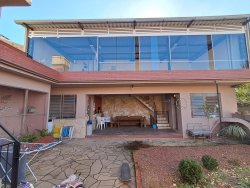 Casa semimobiliada com 03 dormitórios no bairro Rincão 