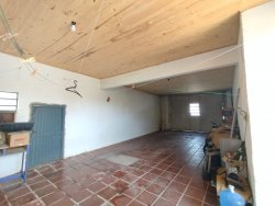 Casa com 04 dormitórios no bairro Pátria Nova 