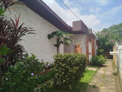 Casa com 04 dormitórios no bairro Pátria Nova 