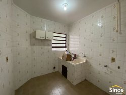 Casa de esquina com 03 dormitórios no bairro Rincão 
