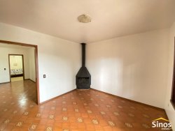 Casa de esquina com 03 dormitórios no bairro Rincão 