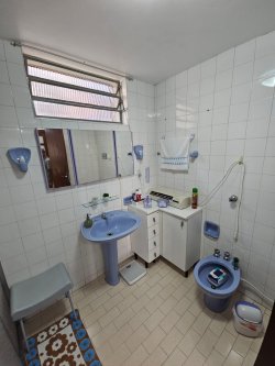 Casa com 03 dormitórios no bairro Rio Branco 
