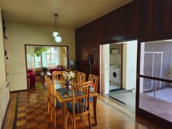 Casa com 03 dormitórios no bairro Rio Branco 