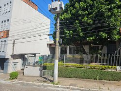 Casa com 03 dormitórios no bairro Rio Branco 