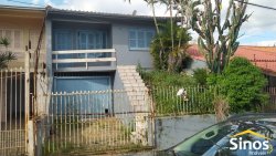 Casa com 02 dormitórios no Bairro Rondônia