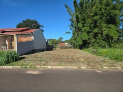 Terreno com 300m² na área central da Lomba Grande