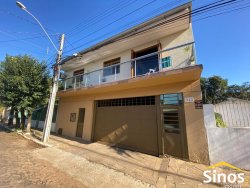 Casa com 04 dormitórios no Bairro Rio dos Sinos