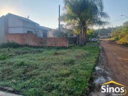 Terreno com 330m² no bairro Lomba Grande