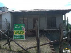 Sobrado com 03 dormitórios no bairro Primavera
