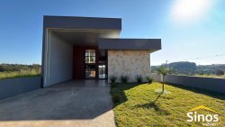 Casa com 03 dormitórios no Condomínio Moradas da Lomba