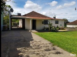 Casa com 02 dormitórios no bairro Rondônia