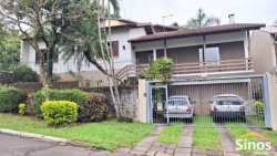 Casa 03 dormitórios no bairro Pátria Nova