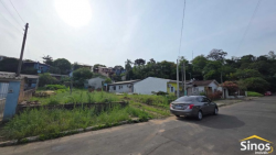 Terreno com 752m² no bairro Ideal