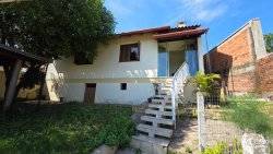 Casa com 02 dormitórios no bairro Bela Vista 