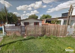 Terreno com casa antiga no bairro Walderez