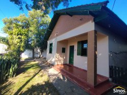 Terreno de 1.100m² com casa antiga no bairro Liberdade