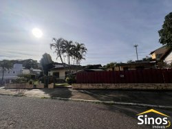 Casa com 03 dormitórios no bairro Boa Vista
