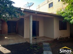 Terreno com 02 casas no bairro Rondônia