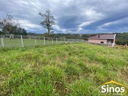 Terreno com 419,17m² no condomínio Moradas da Lomba