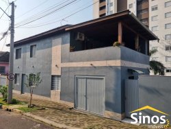 Casa com 02 dormitórios no bairro Rio Branco