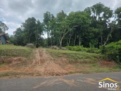 Terreno com 306,80m² no bairro Lomba Grande 