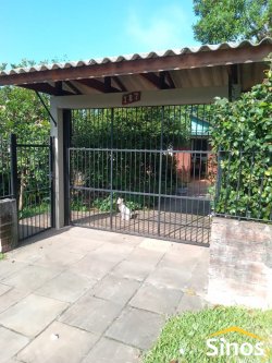 Terreno com chalé no bairro Santo Afonso